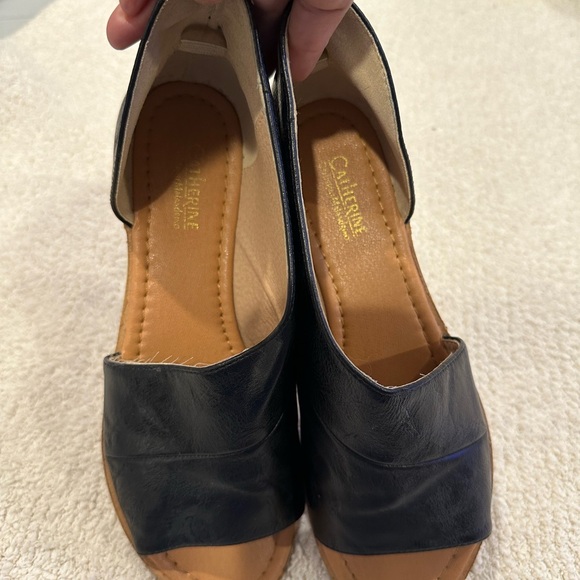 CATHERINE MALANDRINO SLIP-ON SANDAL - Picture 7 of 8